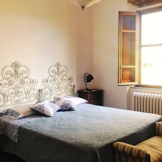 Villa Stunning Overlooking Tuscany Hills *