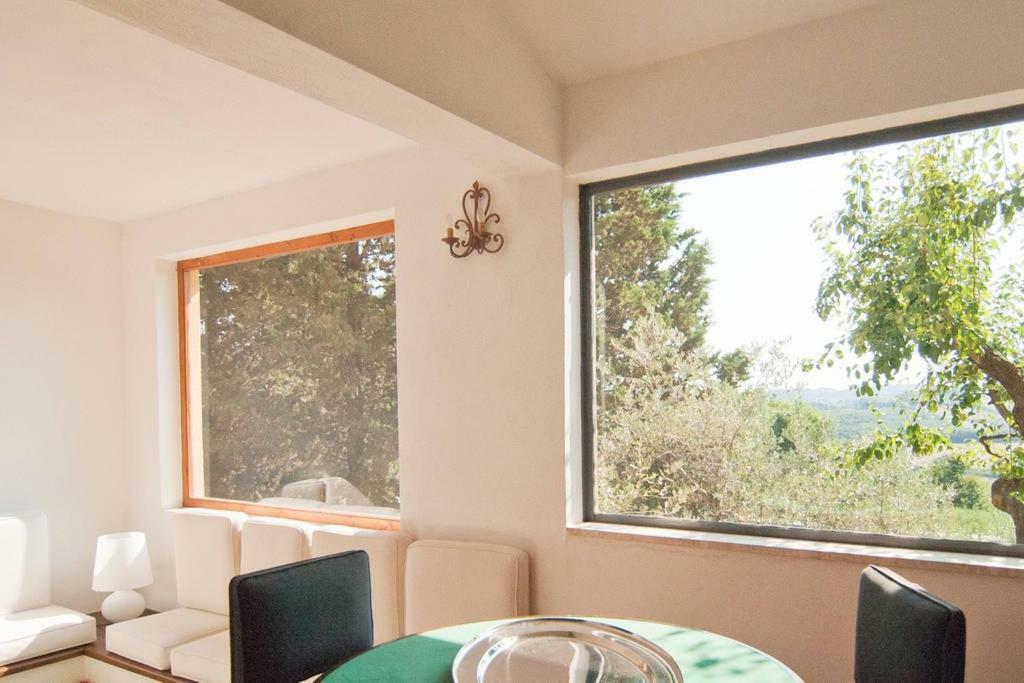 Villa Stunning Overlooking Tuscany Hills Lorenzana